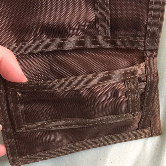 Small Velcro Wallet - Picture 5 of 8